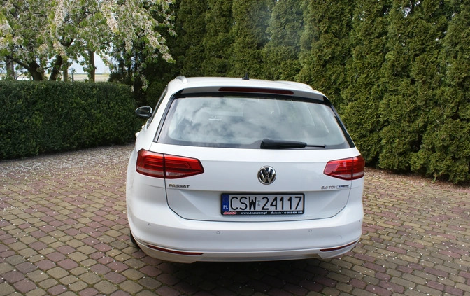 Volkswagen Passat cena 41900 przebieg: 279000, rok produkcji 2015 z Brańsk małe 742